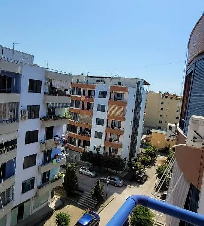 아파트 Durres Mara 골렘